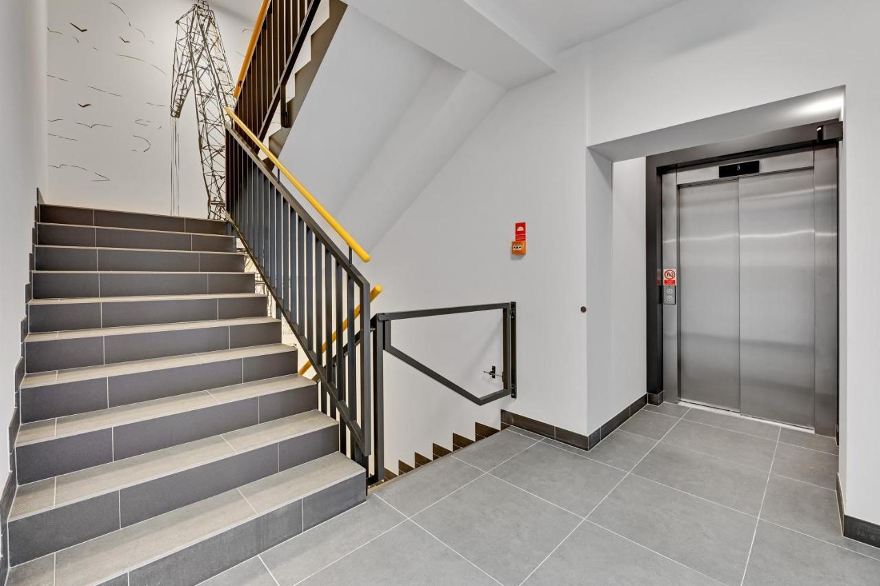 ApartГдиня Екстериор снимка